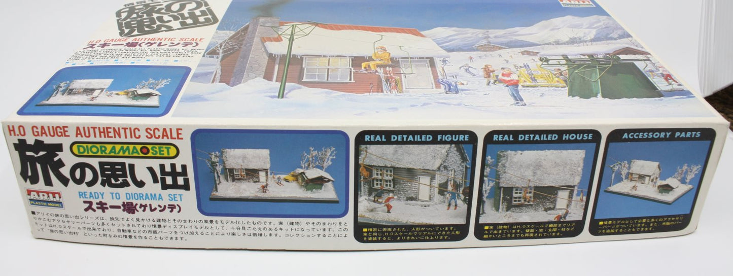 ARII 4 HO Ski Resort Building Kit