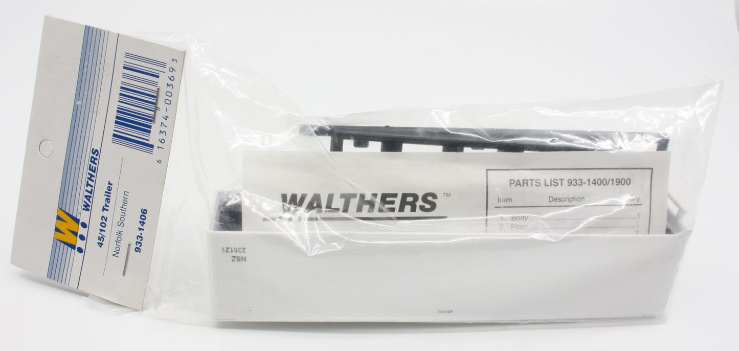 Walthers 933-1406 HO Norfolk Southern 45/102 Trailer Plastic Kit