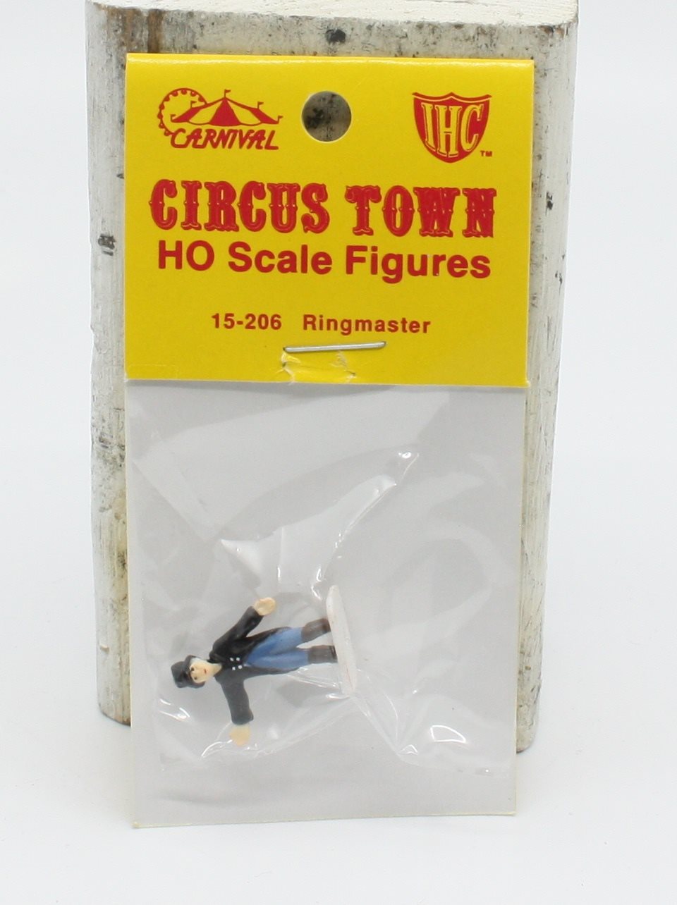 IHC 15-206 HO Circus Town Ring Master