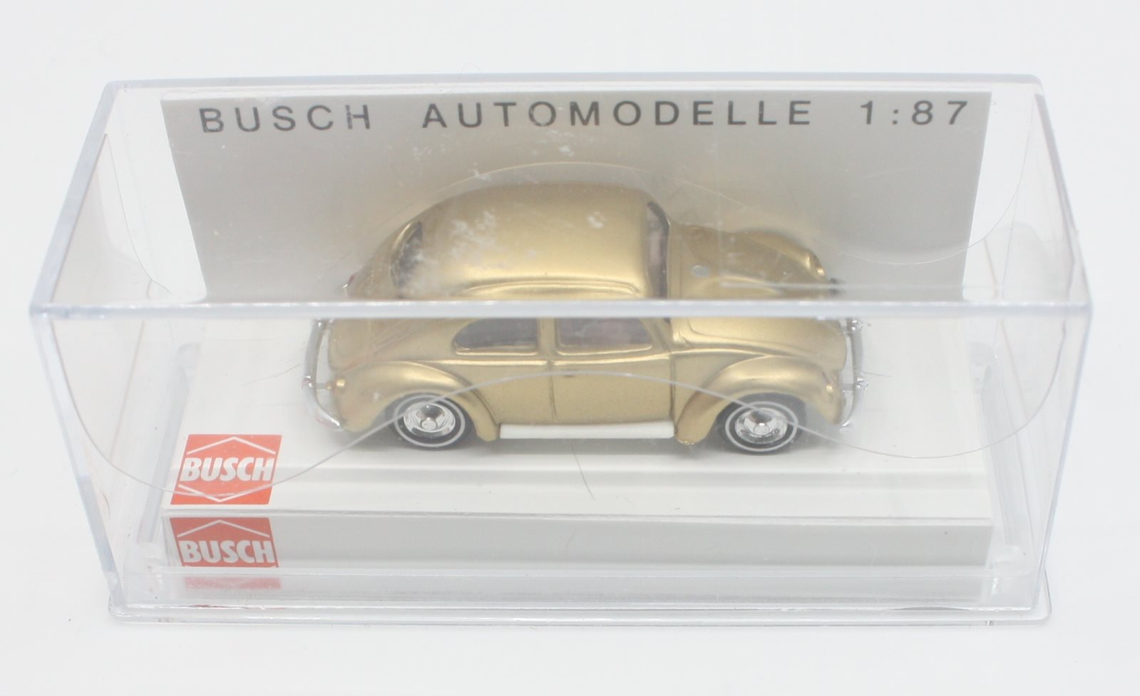 Busch 42762 Volkswagen Beetle 1 Million Gold – Trainz