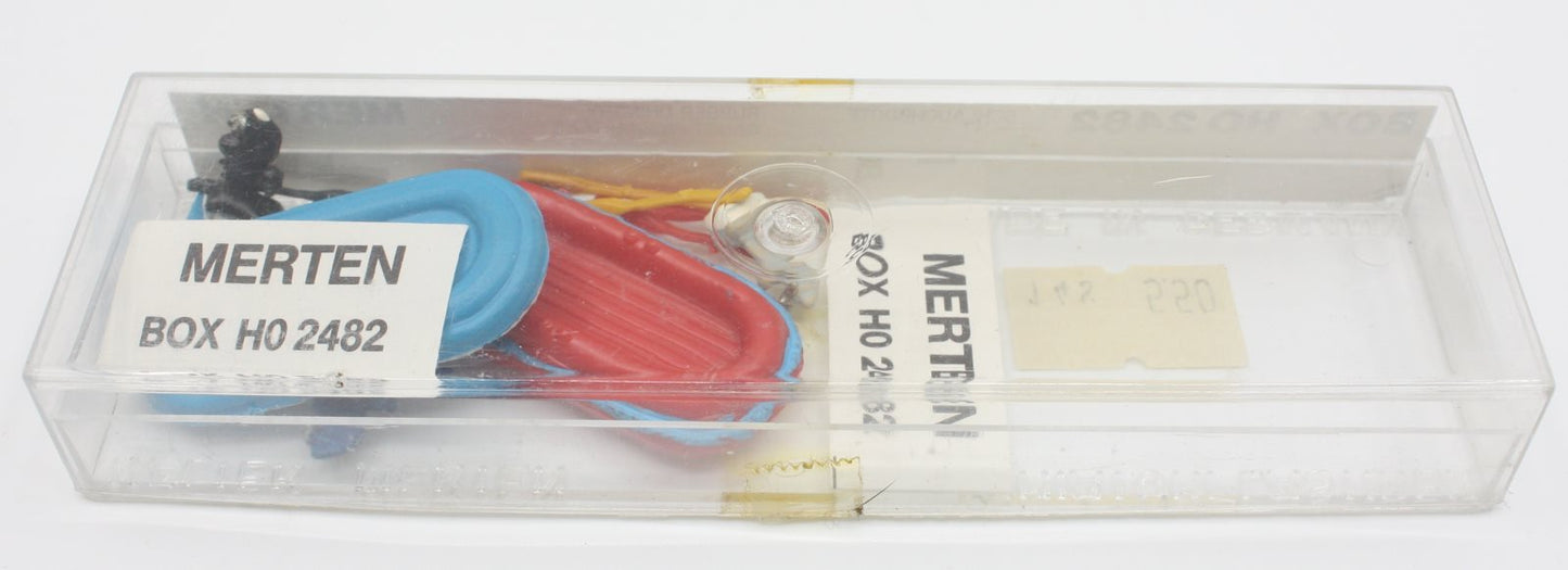 Merten 2482 HO Kyaking Boats (Box of 2)