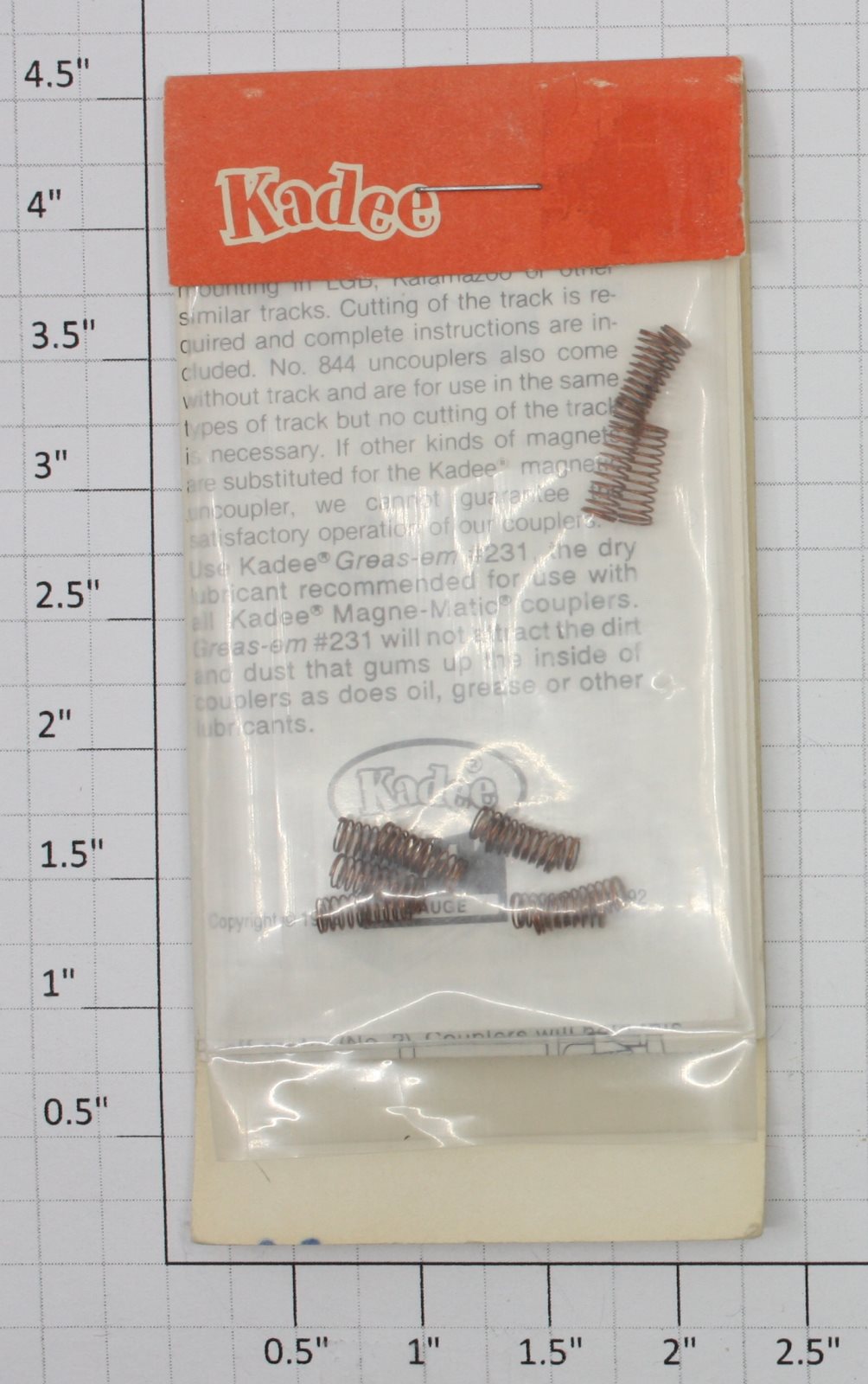 Kadee 876 G Scale Centering Springs for #820 and #920 Gear Boxes (Pack of 12)