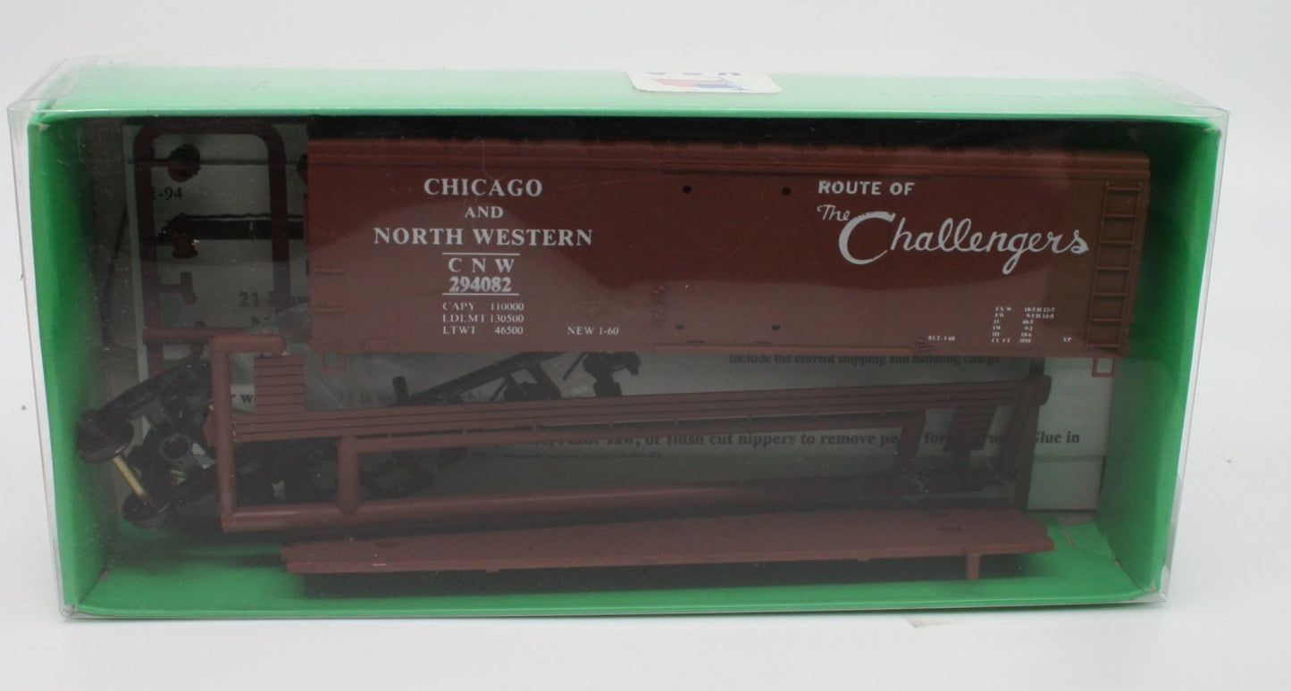 Bowser 3-1024 HO CNW 40" Box Car Kits " Route of the Challengers"