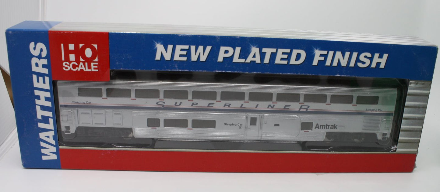 Walthers 932-16173 Amtrak Superliner I Sleeper Amtrak Phase IV