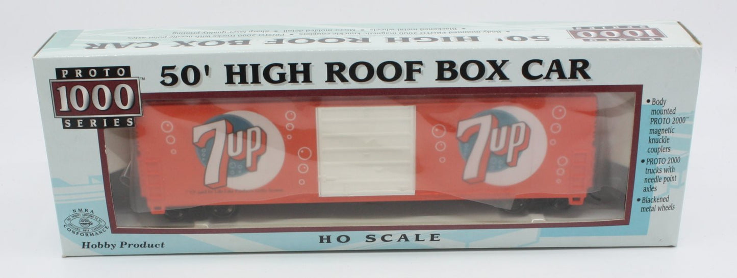 Life Like 7 UP 50" High Roof Box Car Proto 1000 Series
