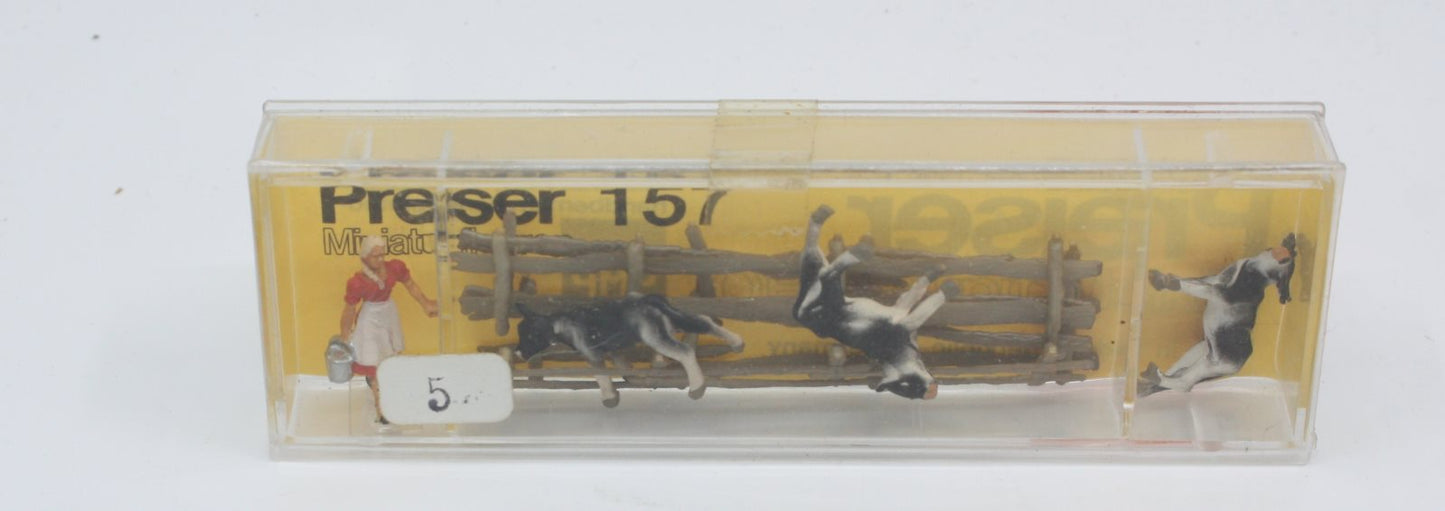 Preiser 157 HO Dairy Girl & Cows with Fence (Set of 4)