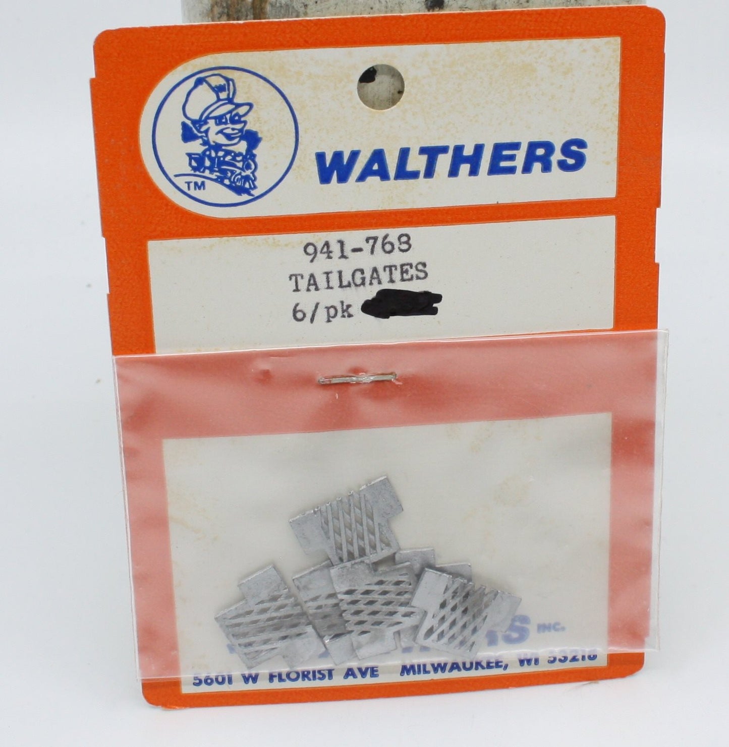 Walthers 941-768 HO Tailgates (Pack of 12)
