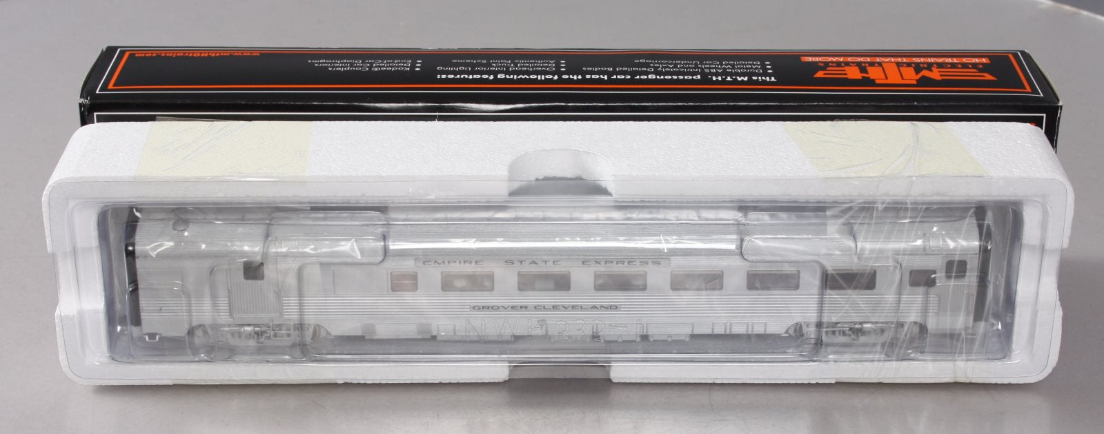 MTH 80-60026 New York Central HO Scale Baggage Tavern Car (Empire