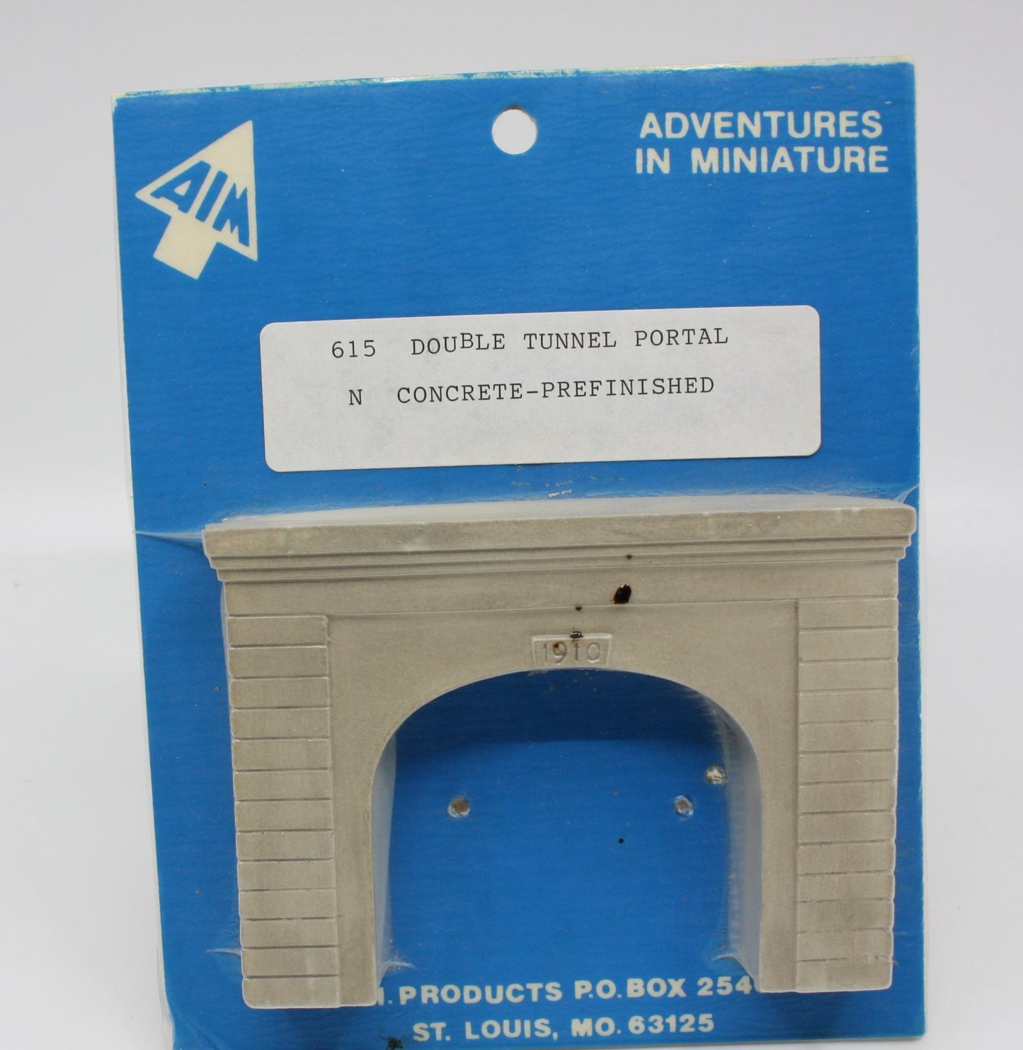 AIM 615 N Scale Double Tunnel Portal
