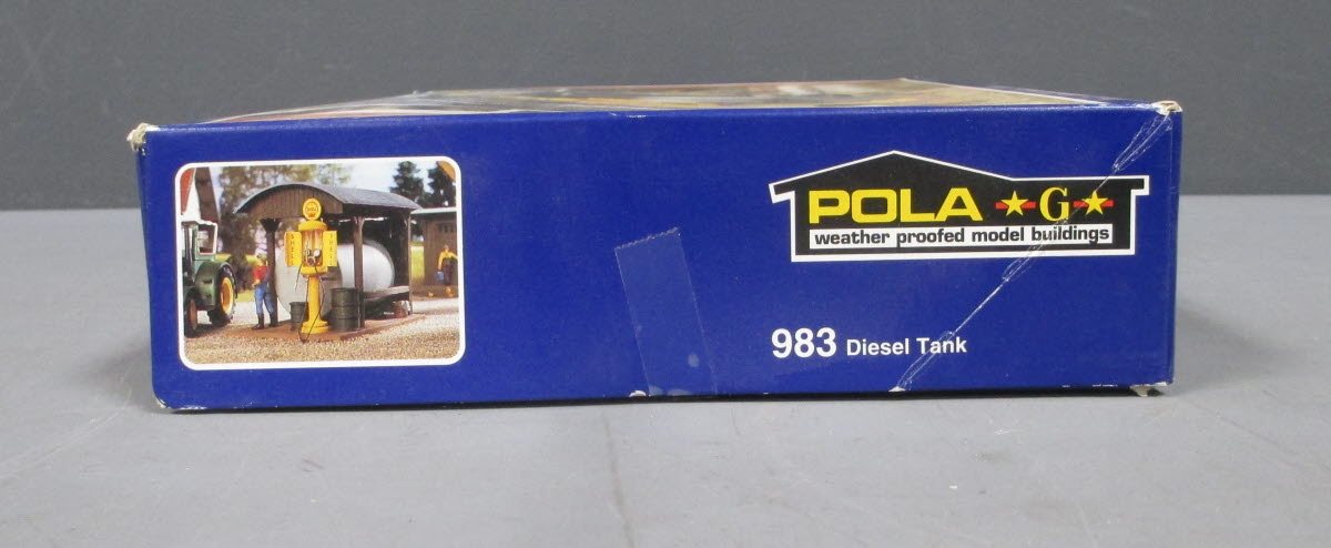 Pola 983 G Scale Gas Pump & Storage Shelter Building Kit