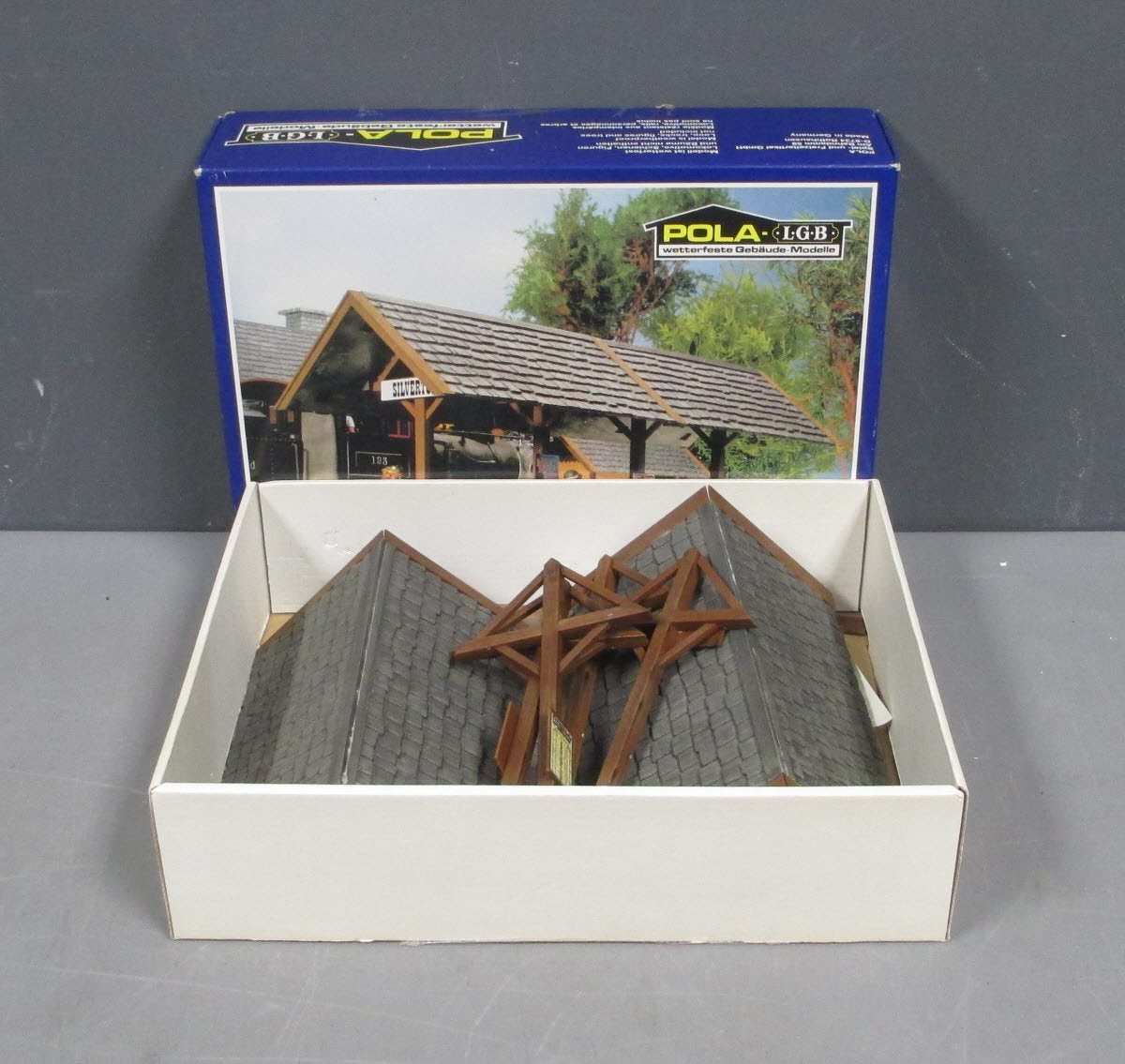 3F POLA HOゲージ 1/87 「Simons Pilsbar」 欧州建築 Amazon.com: Pola 330901 Schonweiler Station G Scale Building Kit