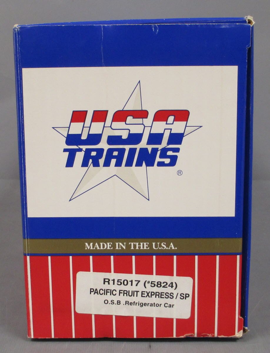 USA Trains R15017 G PFE/Southern Pacific Outside Braced Refrigerator Car #5824