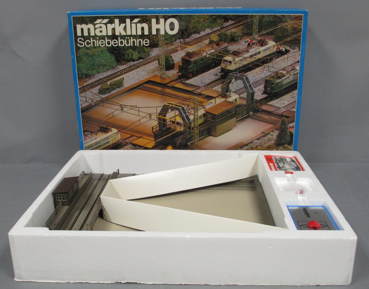Marklin 7294 HO Scale Remote Control Transfer Table Trainz