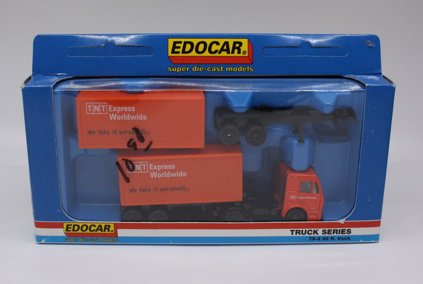 Edocar TS-2 HO Truck Series 20ft. Truck TNT Express Worldwide