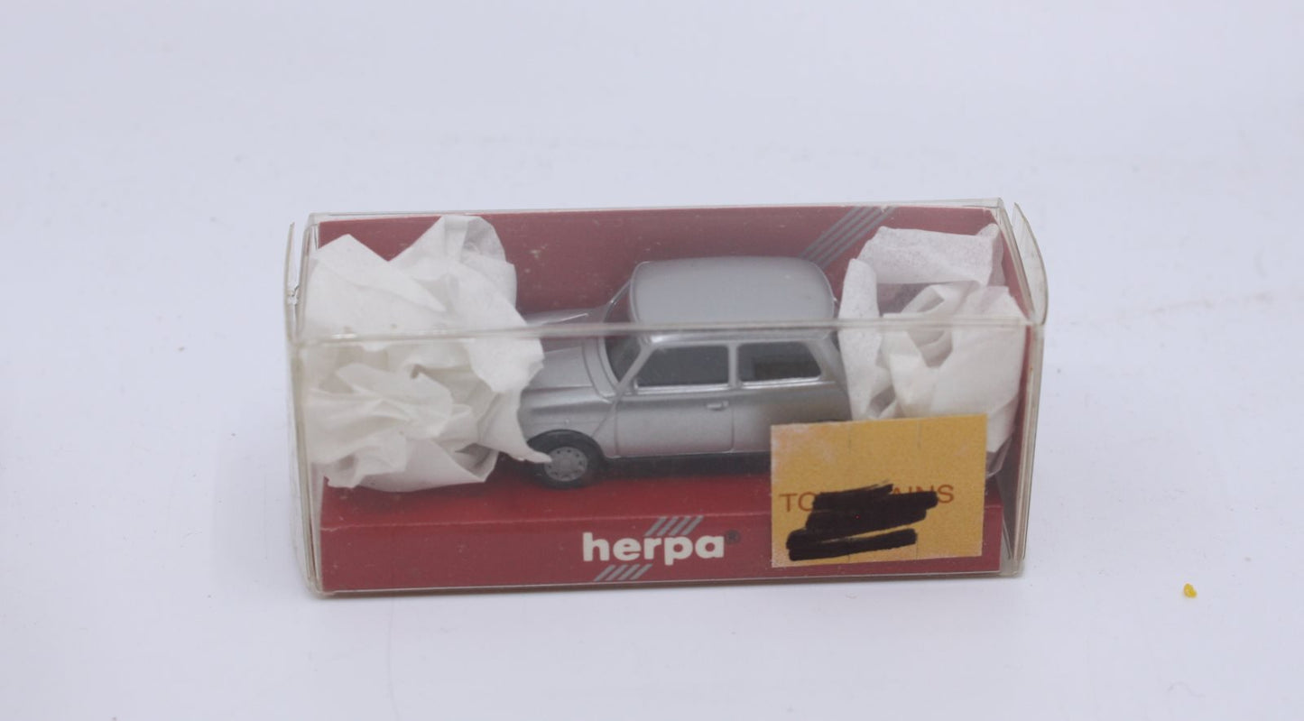 Herpa 031196 HO Mini Mayfair Silver