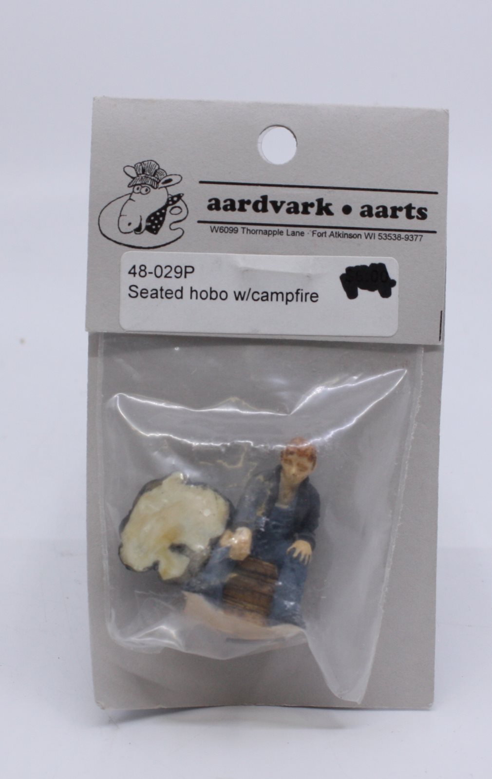 Aardvark Aarts 48-029P O Seated Hobo with Campfire