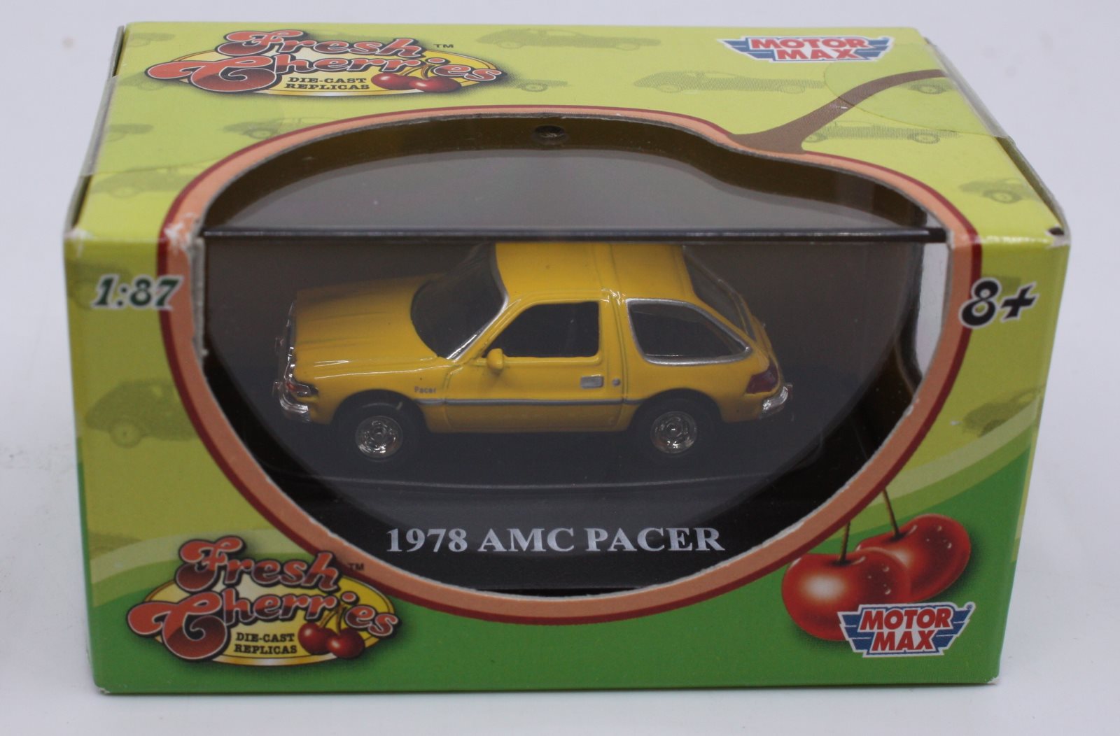 Motor Max HO Yellow 1978 AMC Pacer – Trainz