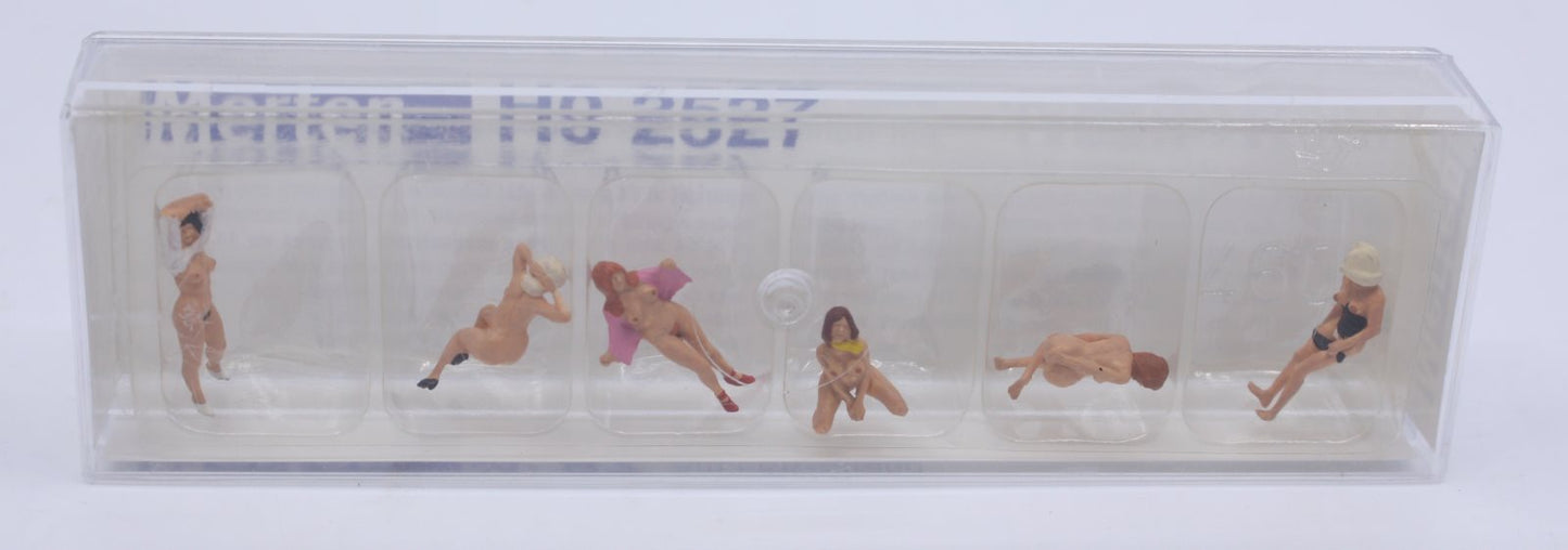 Merten 2527 HO Female Nudist Bathers (Pack of 6)