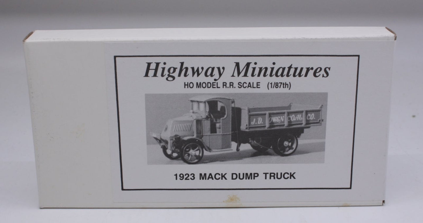 Highway Miniatures 360-120 HO Jordan 1923 Mack Dump Truck Model Kit