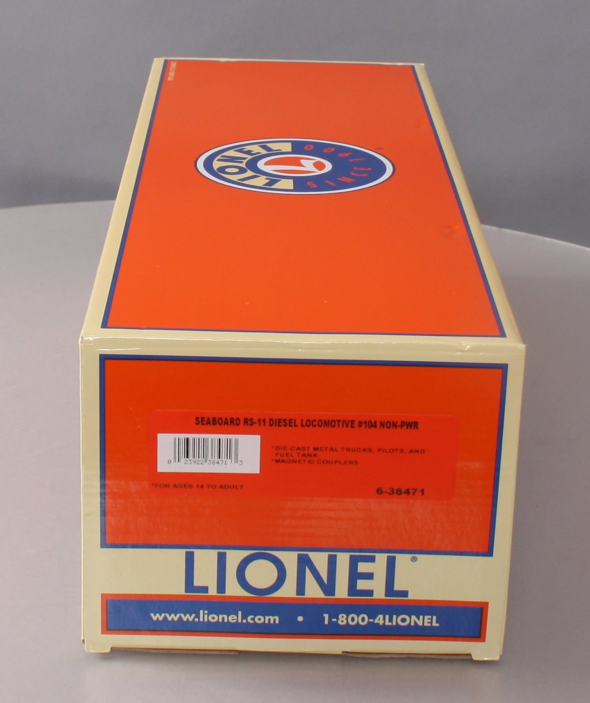 Lionel 6-38471 Seaboard RS-11 Dummy Diesel Locomotive #104