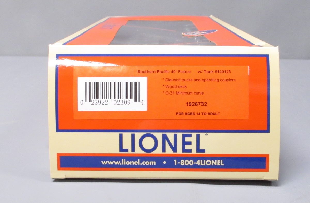 Lionel 1926732 O Southern Pacific 40' Flatcar with Sherman Tank #140125