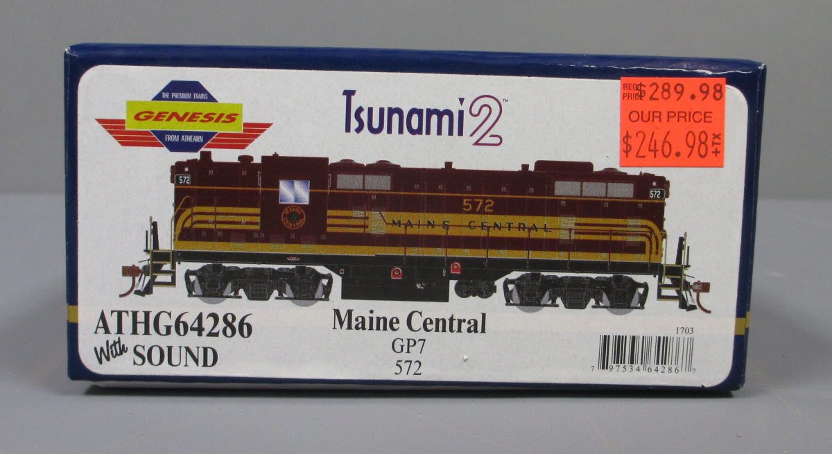 Athearn G64286 HO MEC Diesel Locomotive GP7 w/DCC & Sound #572.