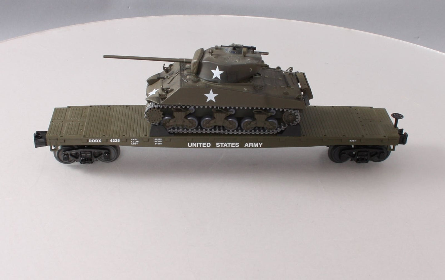 MTH 30-76711 O U.S. Army Flat Car with (1) Sherman Tank #4225