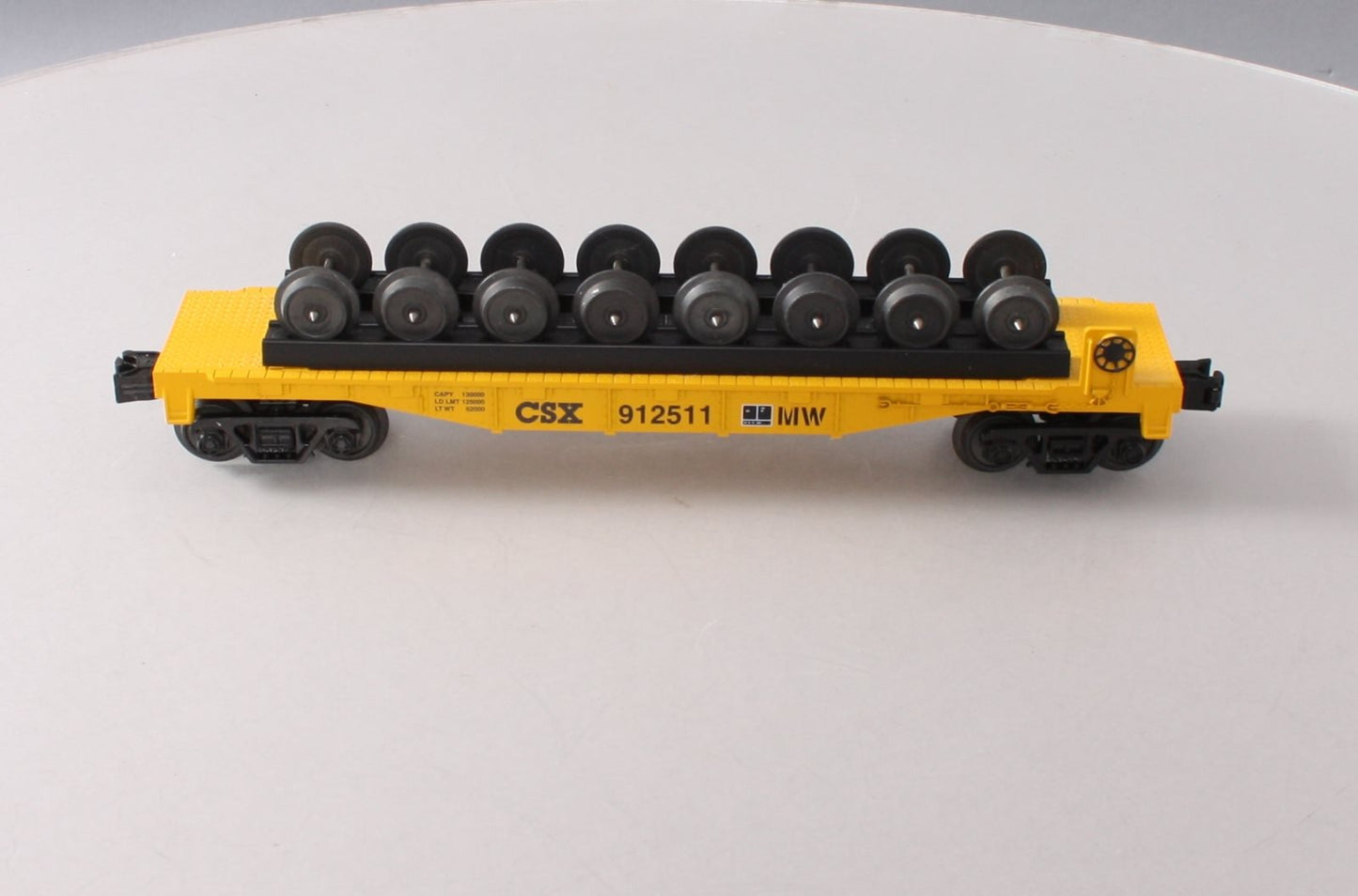 MTH 30-76574 O Gauge CSX Flatcar #912511 with Wheel Set Load
