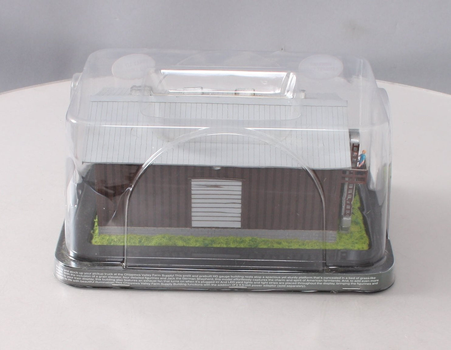 Menards 279-5005 HO Scale Chippewa Valley Farm Supply Pre-Built Building Model