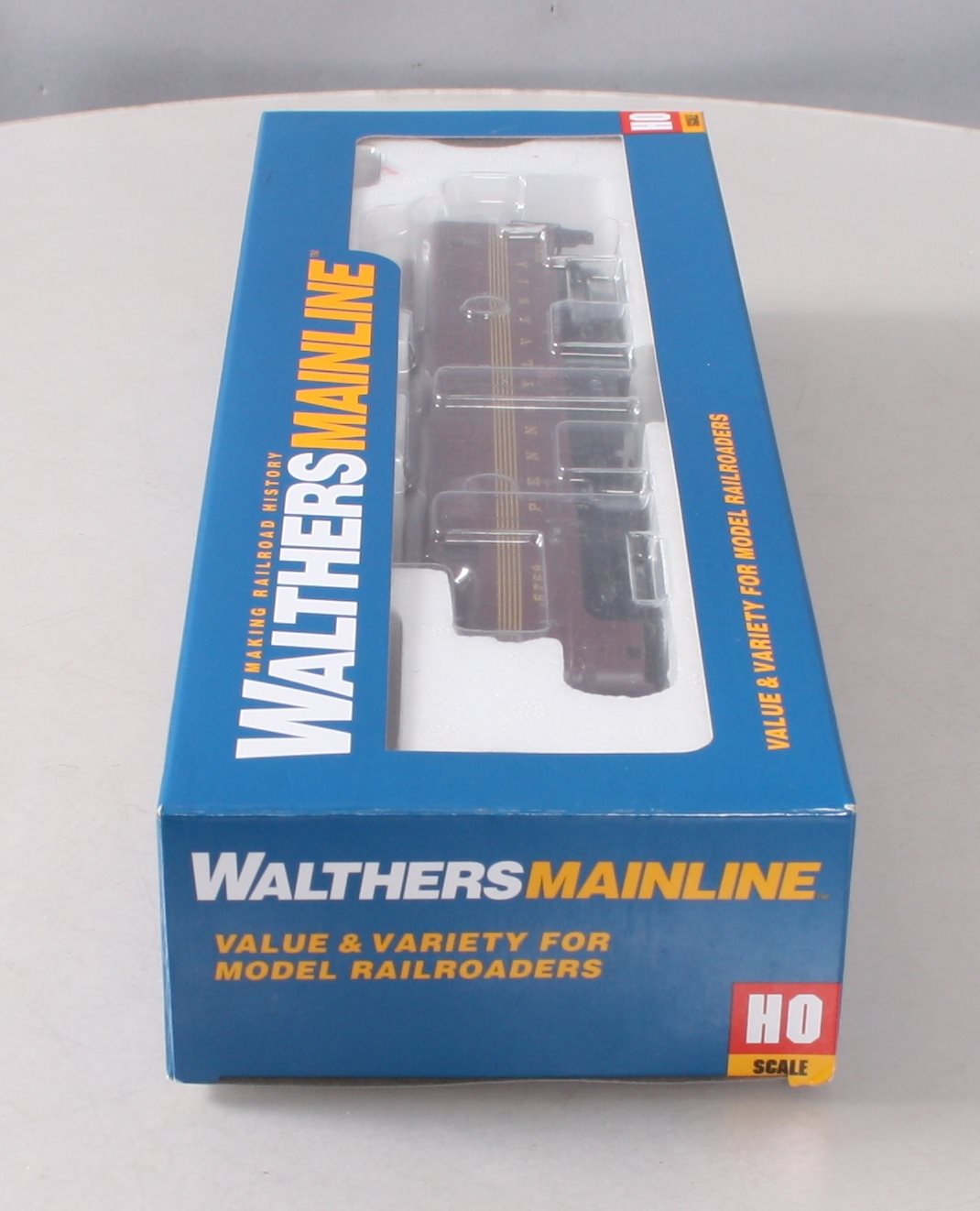Walthers 910-10070 HO Pennsylvania ALCO PA Diesel Locomotive Standard DC #5759A