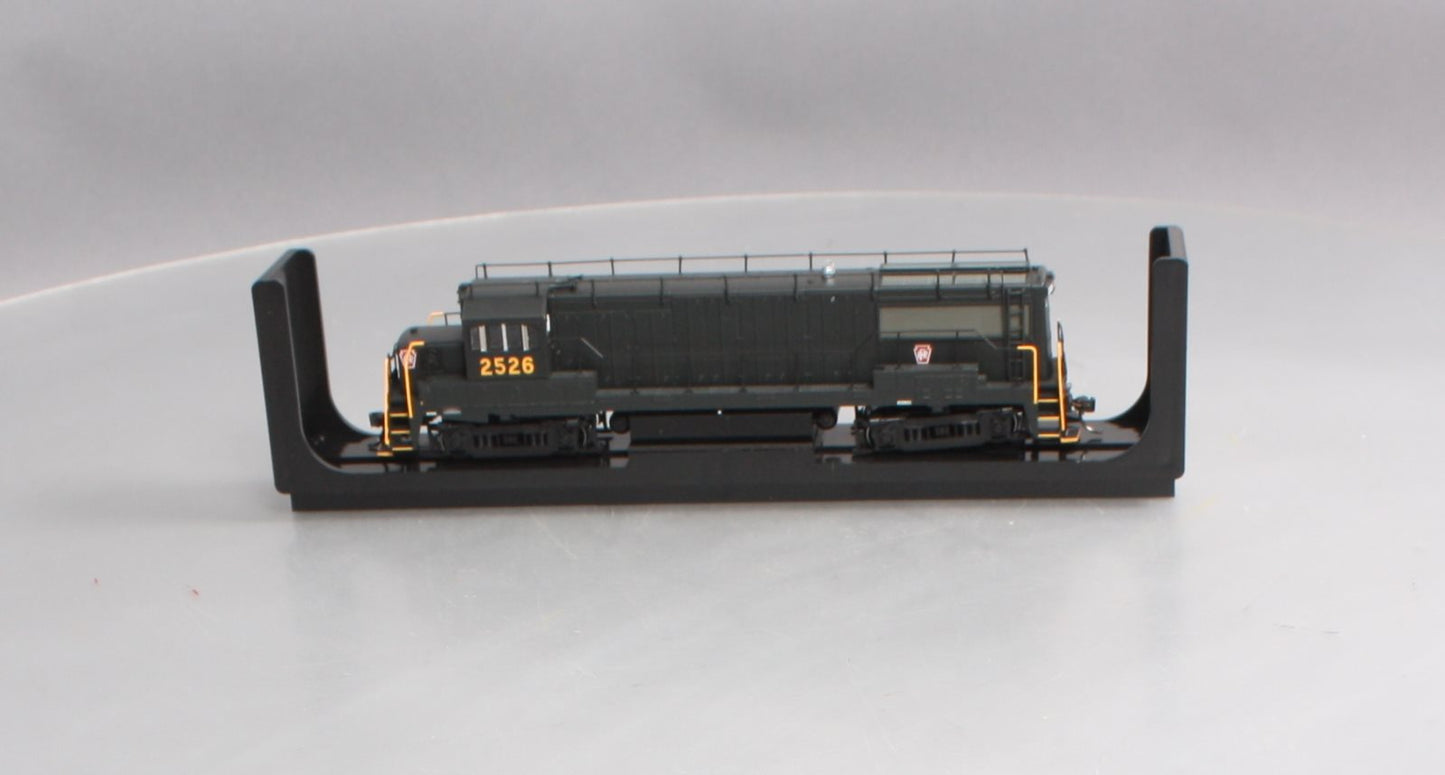 Bowser 24552 HO Pennsylvania GE U-25B Phase IV Diesel Locomotive #2526