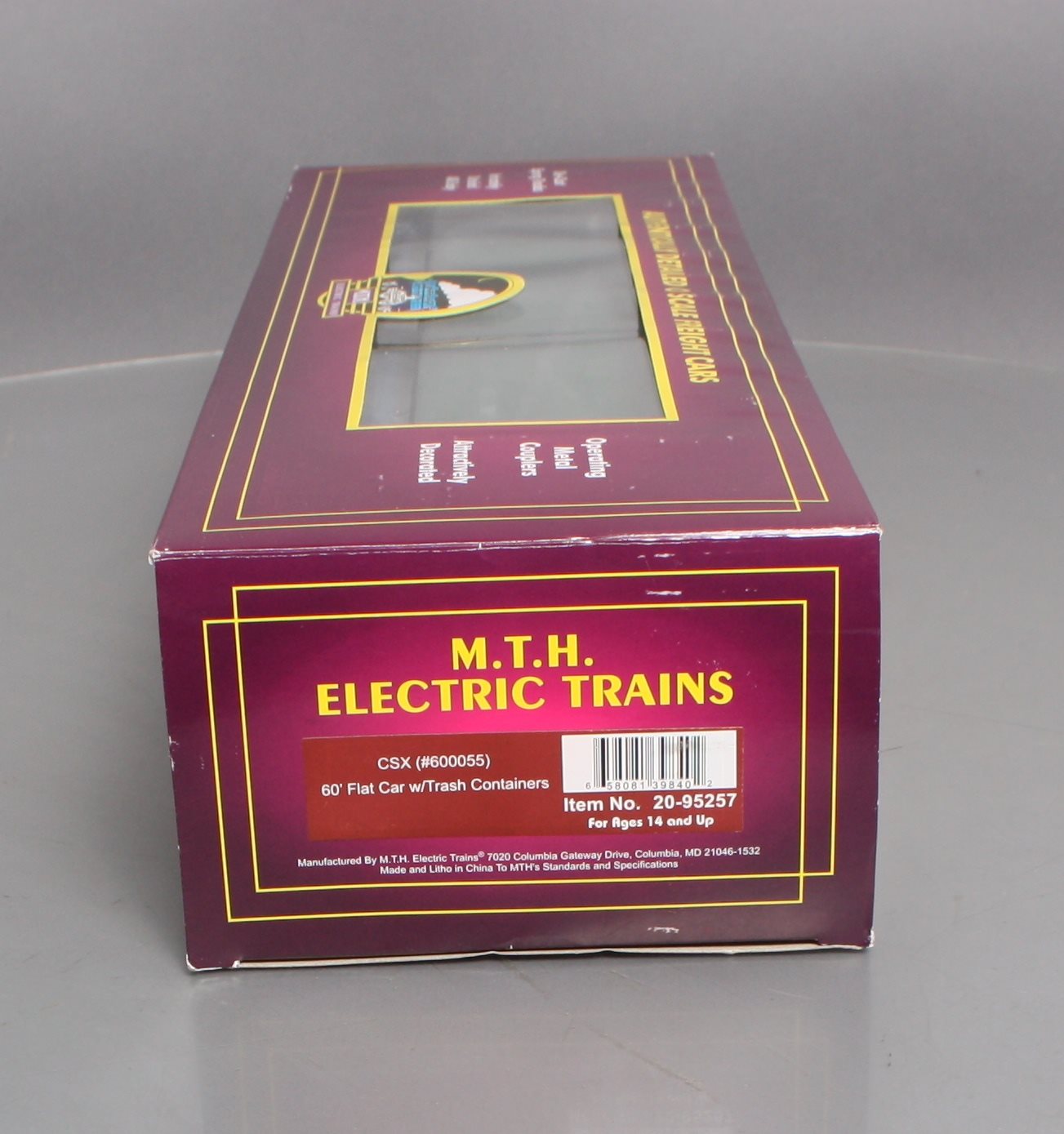 MTH 20-95257 O CSX 60' Flatcar w/Trash Containers