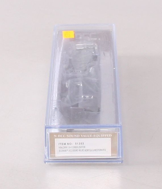 Bachmann 51353 N NW 2-8-0 Steam Locomotive with DCC Econami Sound Value #722