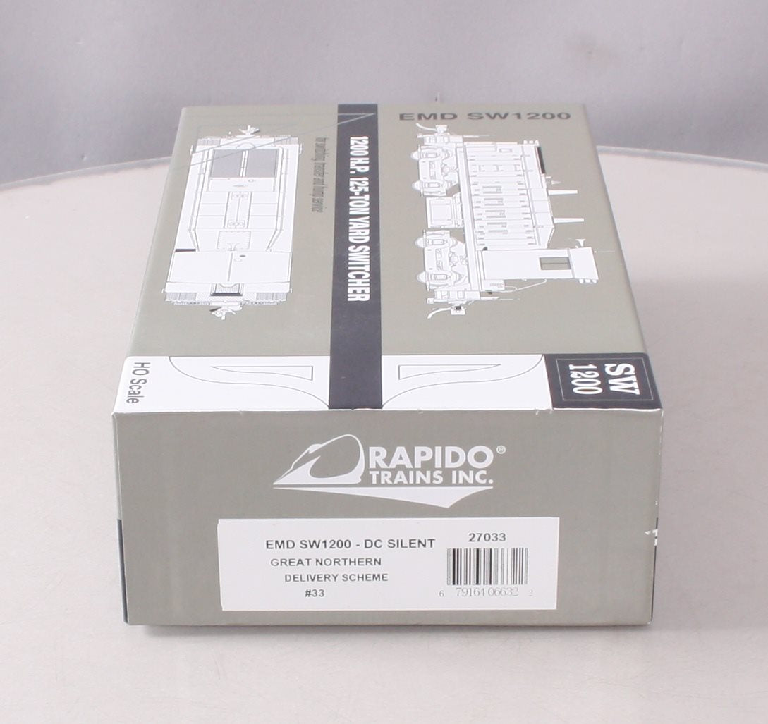 Rapido Trains 27033 HO Great Northern SW1200 #33