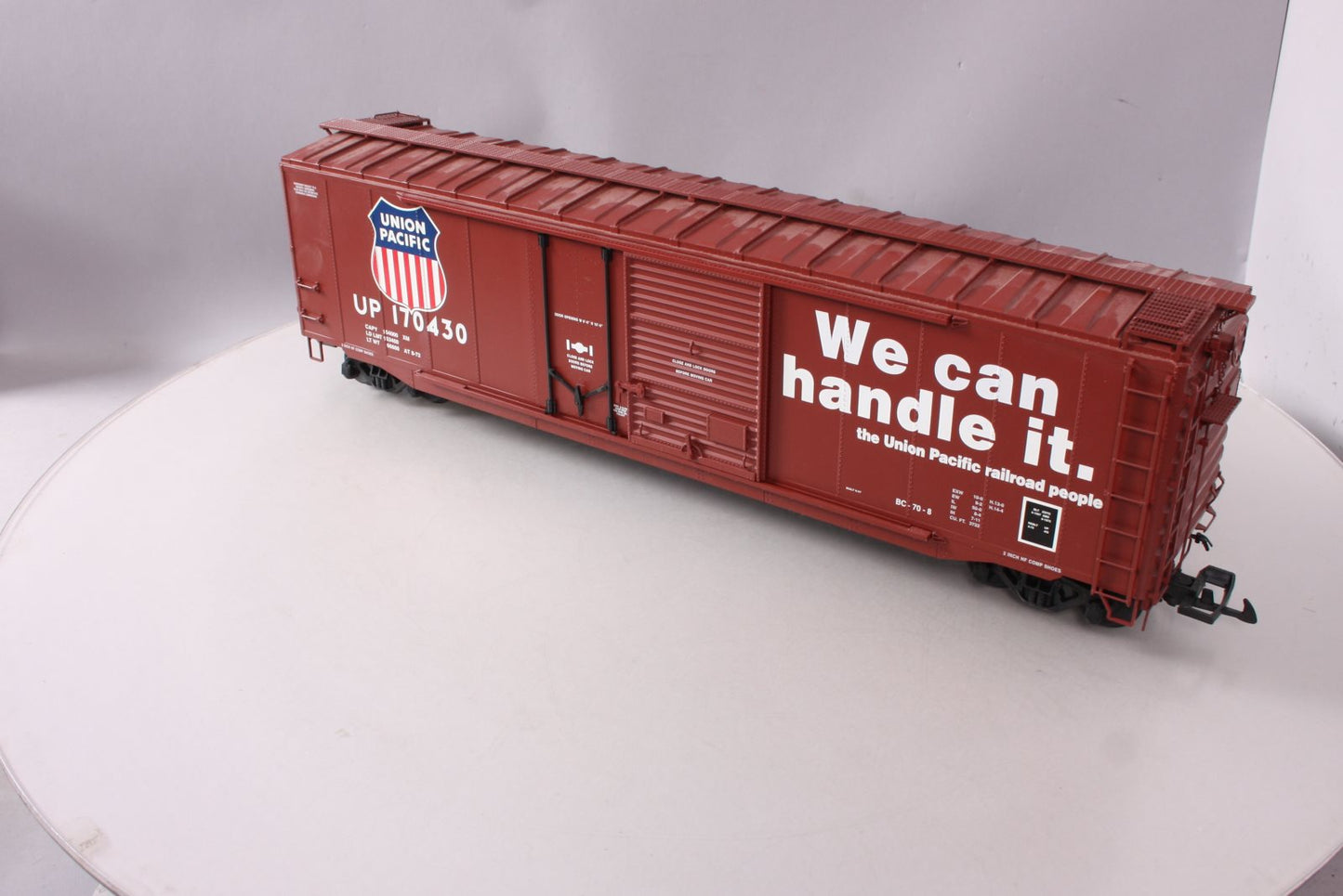 USA Trains R19329C G Gauge Union Pacific 50' Steel Boxcar #170432