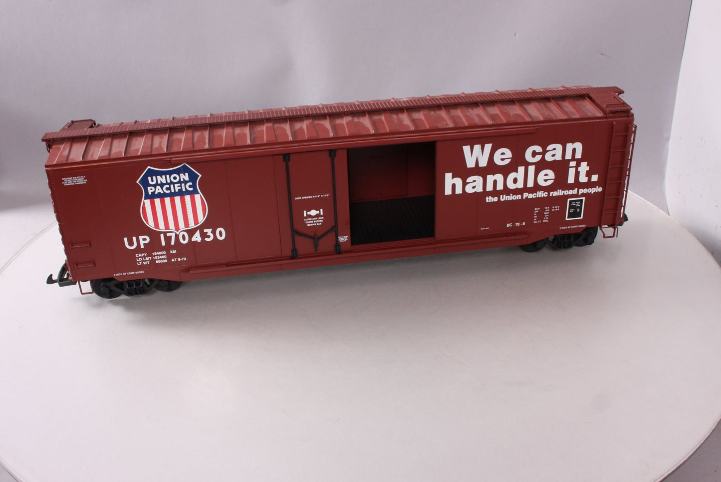 USA Trains R19329C G Gauge Union Pacific 50' Steel Boxcar #170432