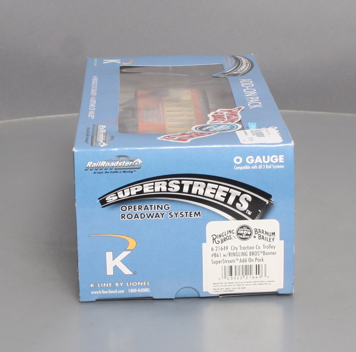 K-Line 6-21649 O Gauge City Traction Co. Trolley w/ Ringling Bros Banner