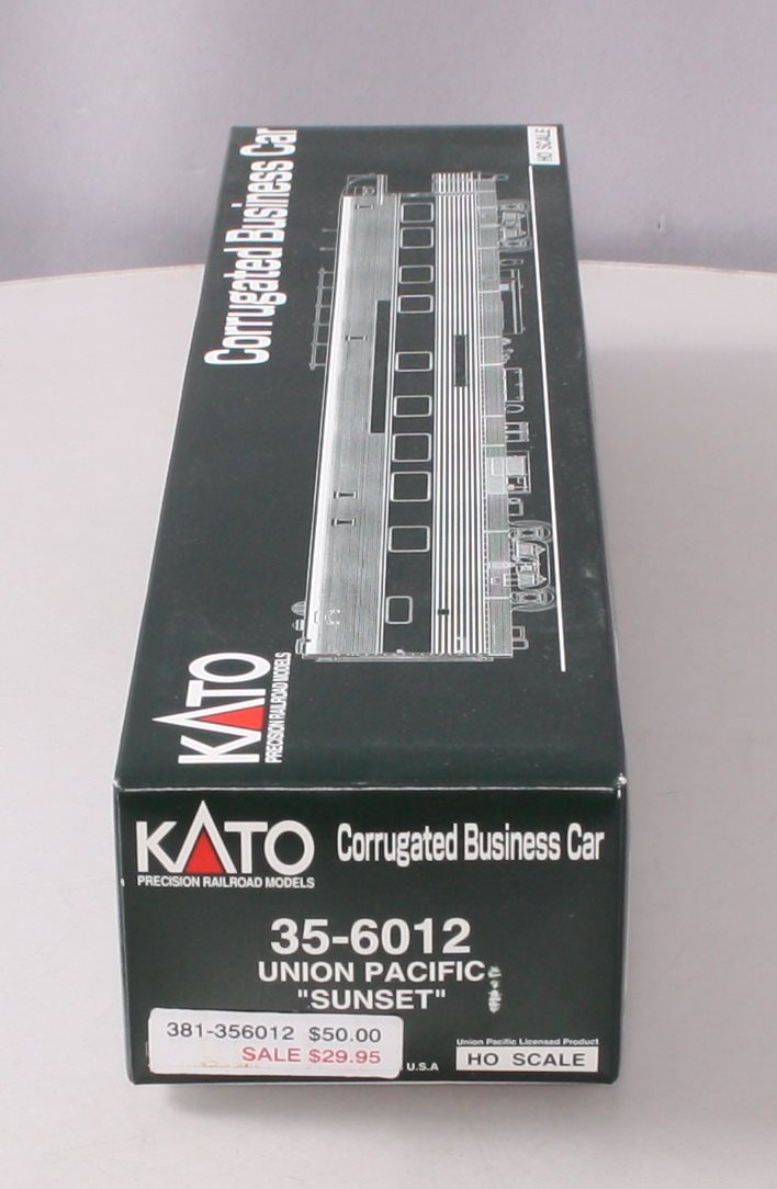 Kato 35-6012 HO Scale Union Pacific "Sunset" Corrugated Business Car