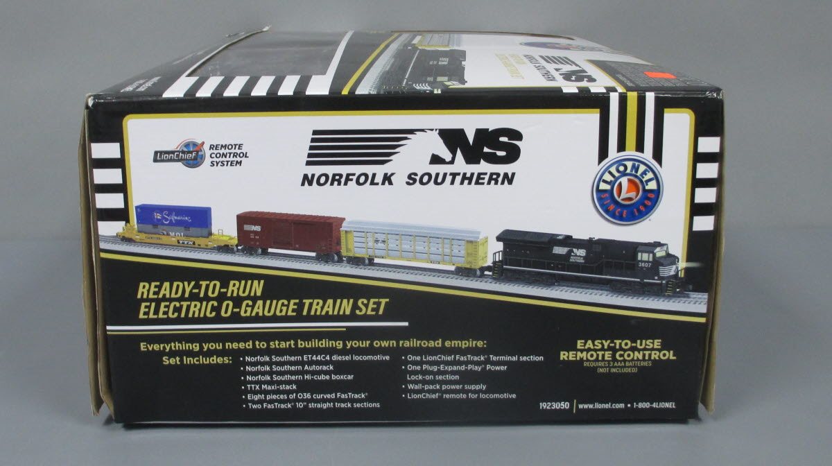 Lionel 1923050 NS Tier 4 LionChief O Gauge Diesel Train Set with Bluetooth