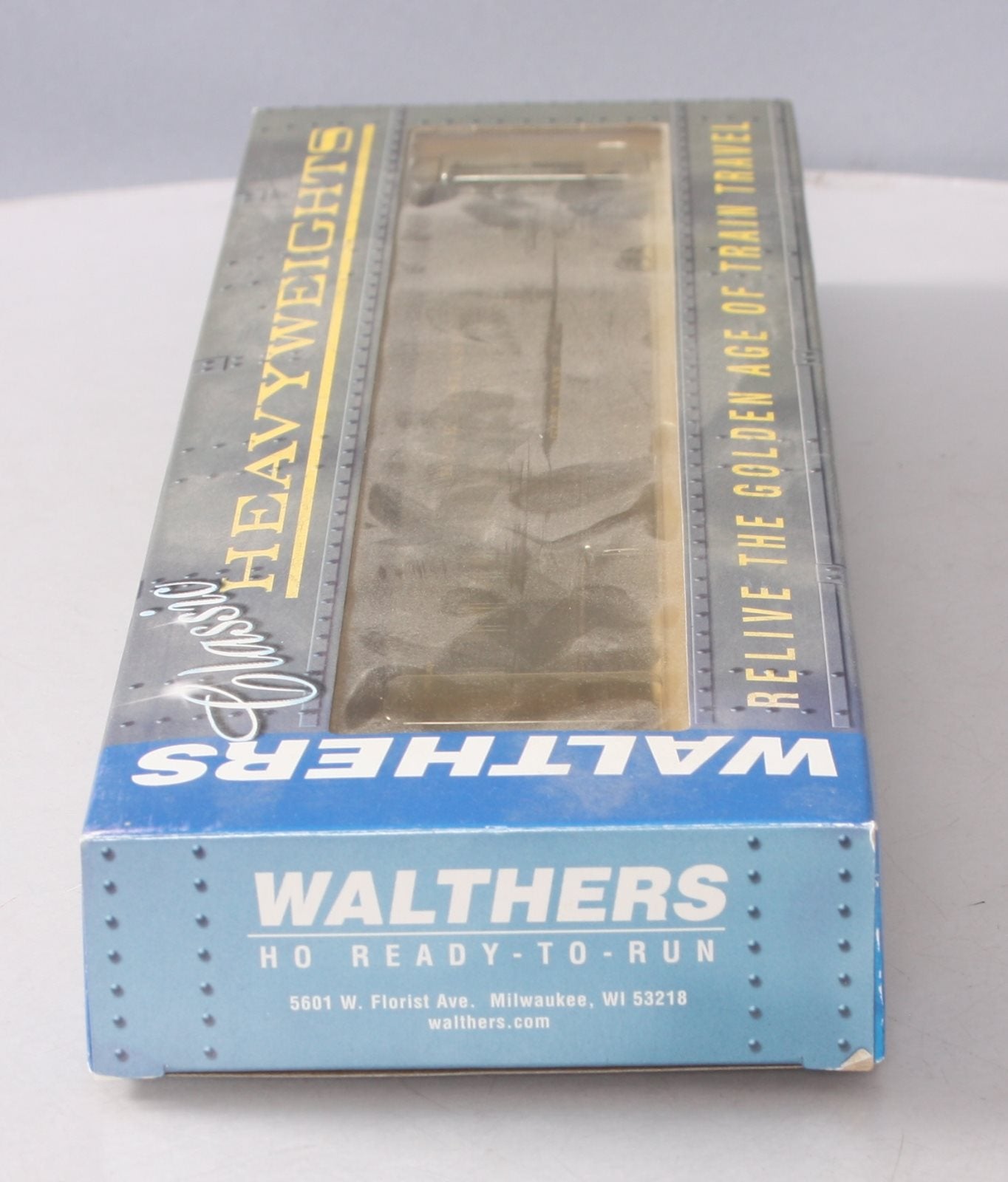 Walthers 932-10415 HO Rock Island Pullman Heavyweight "Glen Lawn" Passenger Car