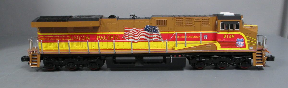 Lionel 1933325 O Union Pacific Legacy 49ER ES44AC Diesel Locomotive #8149