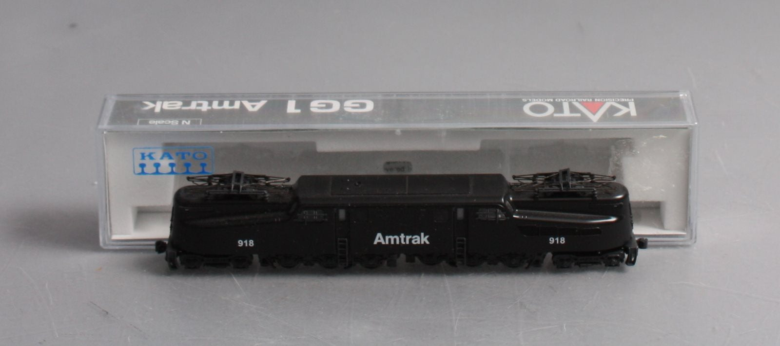 Kato 137-2022 N Scale Amtrak Electric Locomotive #918 – Trainz