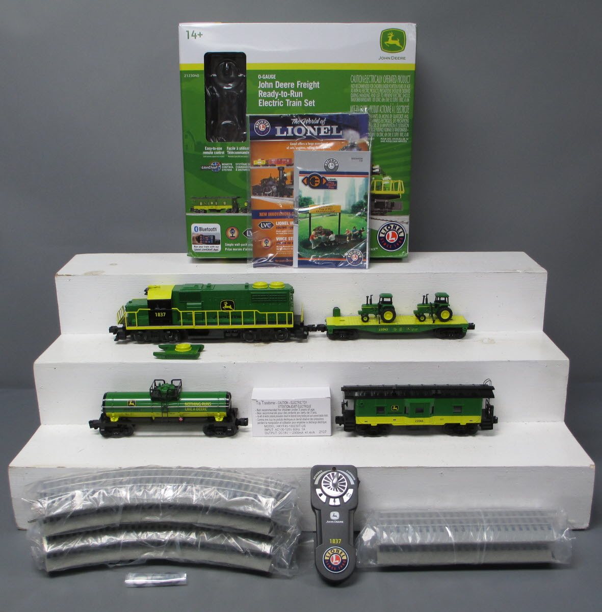 Lionel 2123040 John Deere O Gauge GP38 Diesel Locomotive Starter
