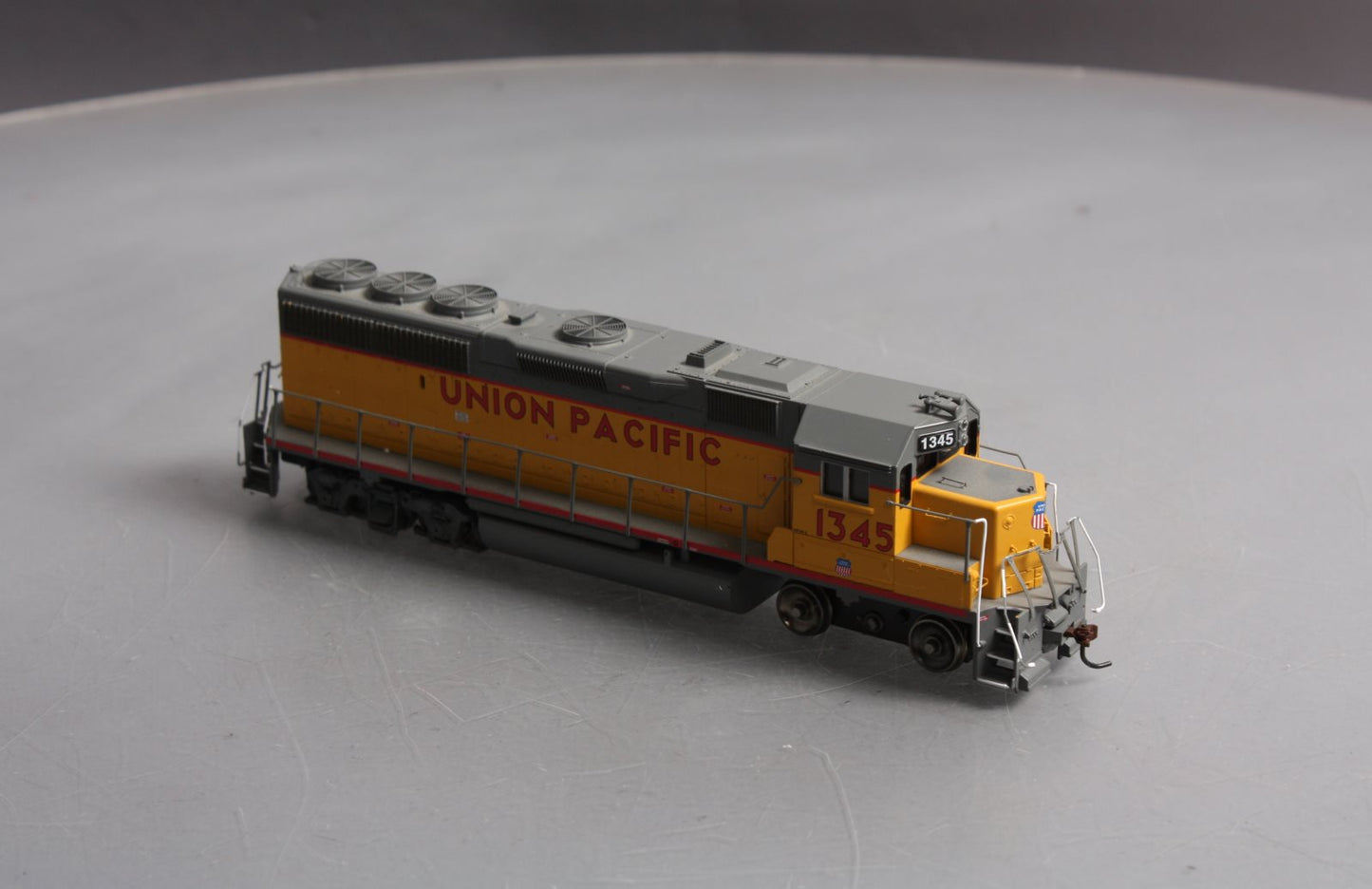 Athearn 89758 HO Union Pacific Ready to Run GP40-2 Diesel Locomotive #1345