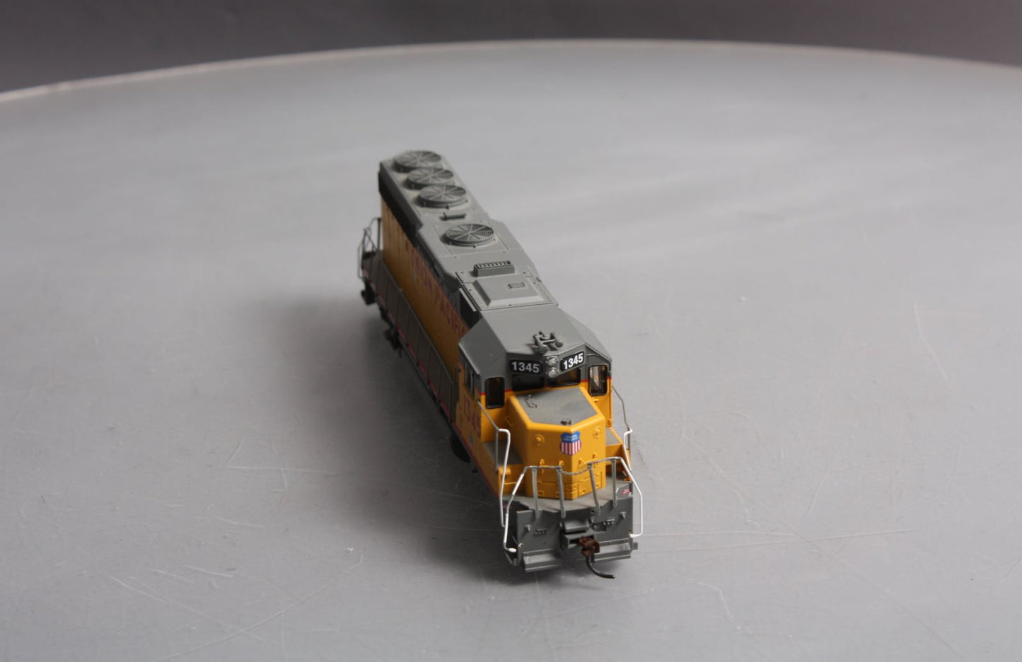 Athearn 89758 HO Union Pacific Ready to Run GP40-2 Diesel Locomotive #1345
