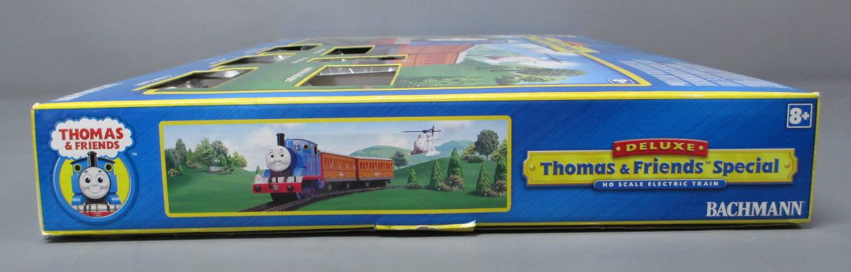 Bachmann 00644 HO Deluxe Thomas & Friends w/ Annie & Clarabel Electric Train Set