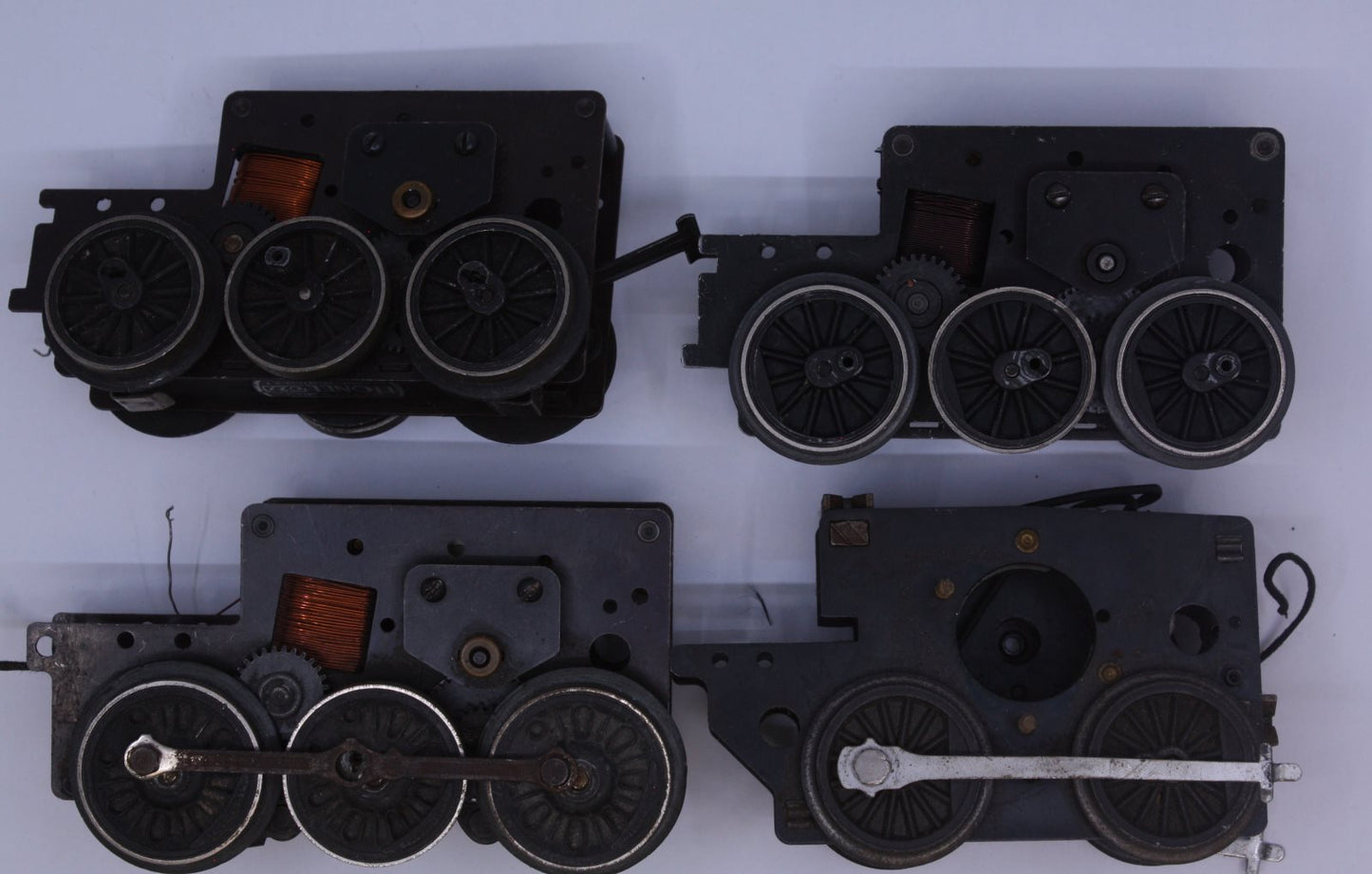 Acme 515-720 Steam Motor Chassis Assortment - Not Working (Bag of 4)