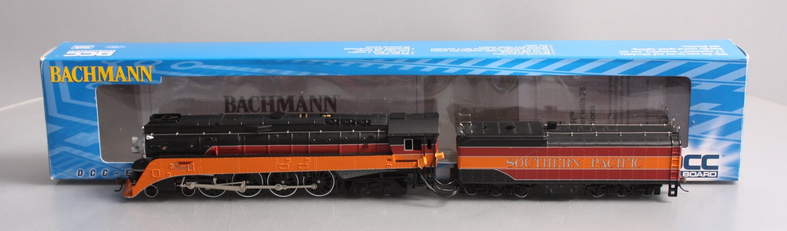 Bachmann 50202 HO Scale SP GS4 4-8-4 Steam Locomotive Tender