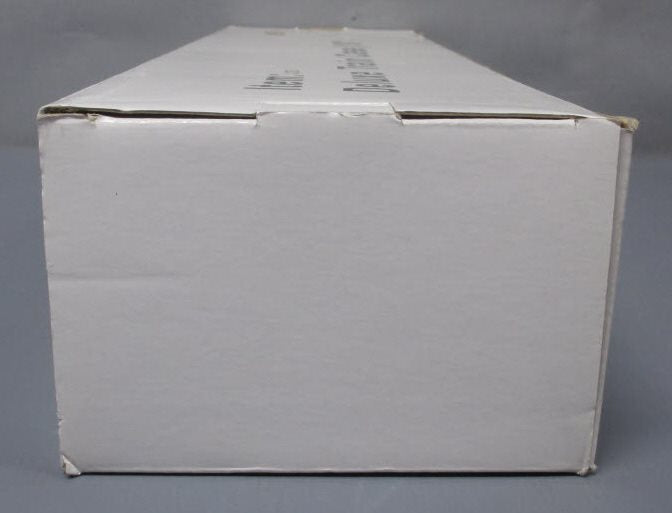 American Plastics AD50 HO 18" Train Display Case