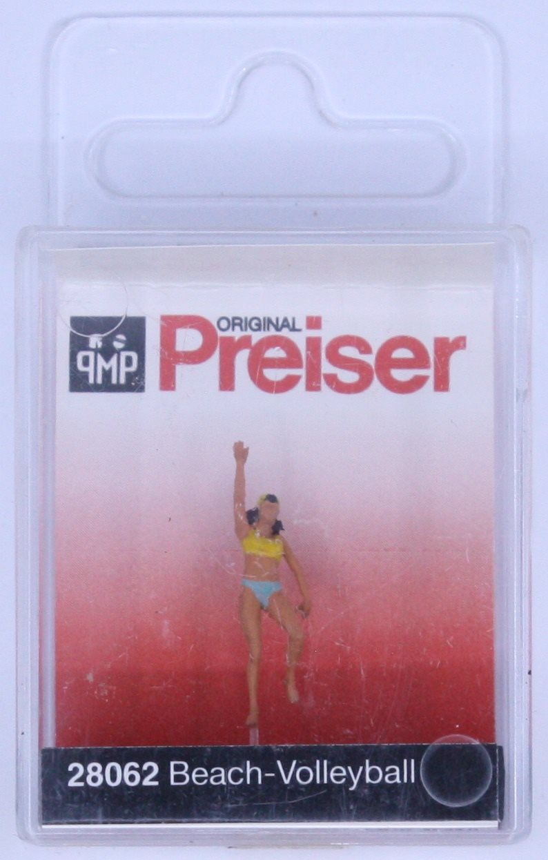 Preiser 28062 HO Female Beach Volleyball Player #1 Figure